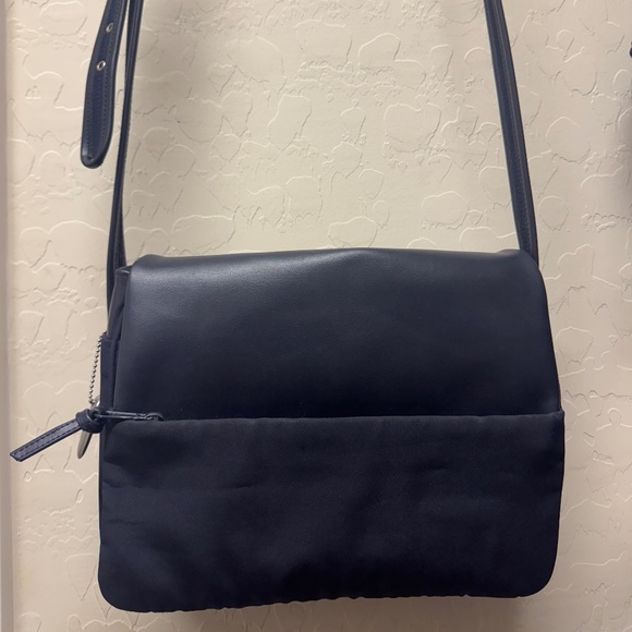 Purse Liz Claiborne crossbody bag - Picture 1 of 7